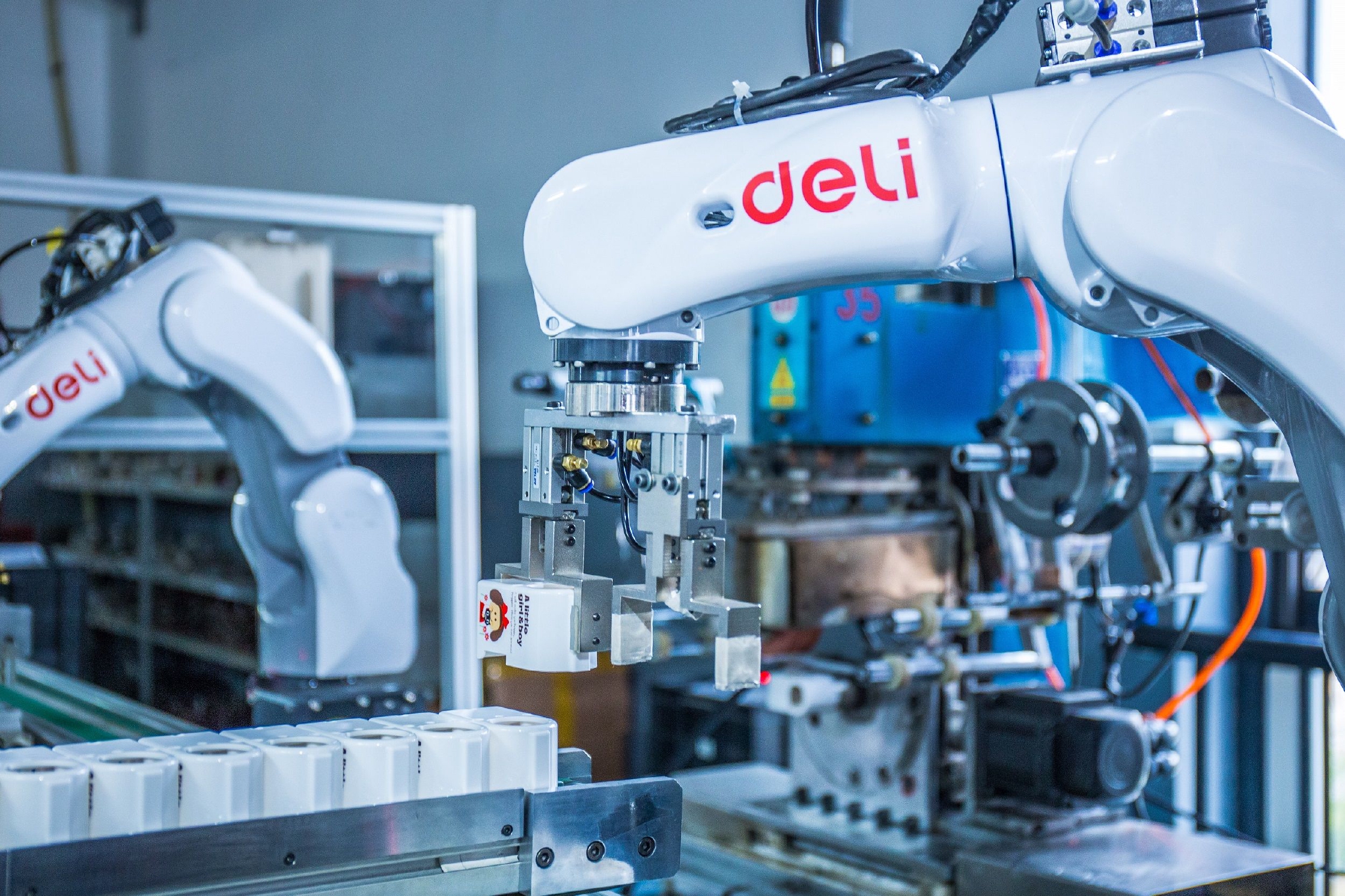 大國品牌 共創(chuàng)美好|得力品牌故事片即將登陸CCTV-1